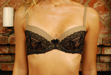 Load image into Gallery viewer, Elegant Style Push up Bra - Sara Lauren USA