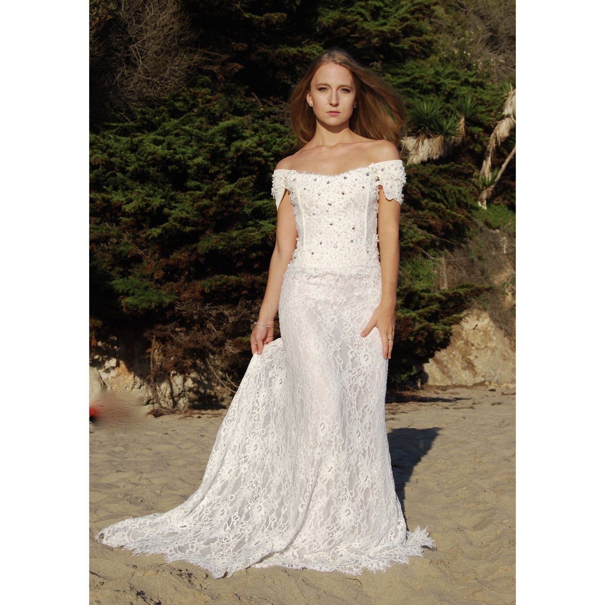 French Lace Wedding Dress, One of a kind! - Sara Lauren USA